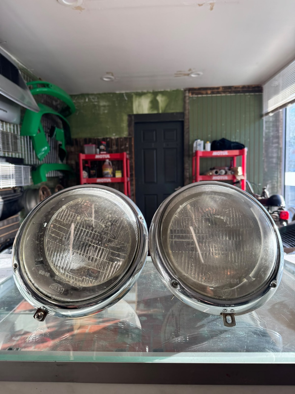 Vintage VW Beetle 58-67 Headlight Assembly Pair Hella VW OEM Vintage VW Beetle 58-67 Headlight Assembly Pair Hella VW OEM