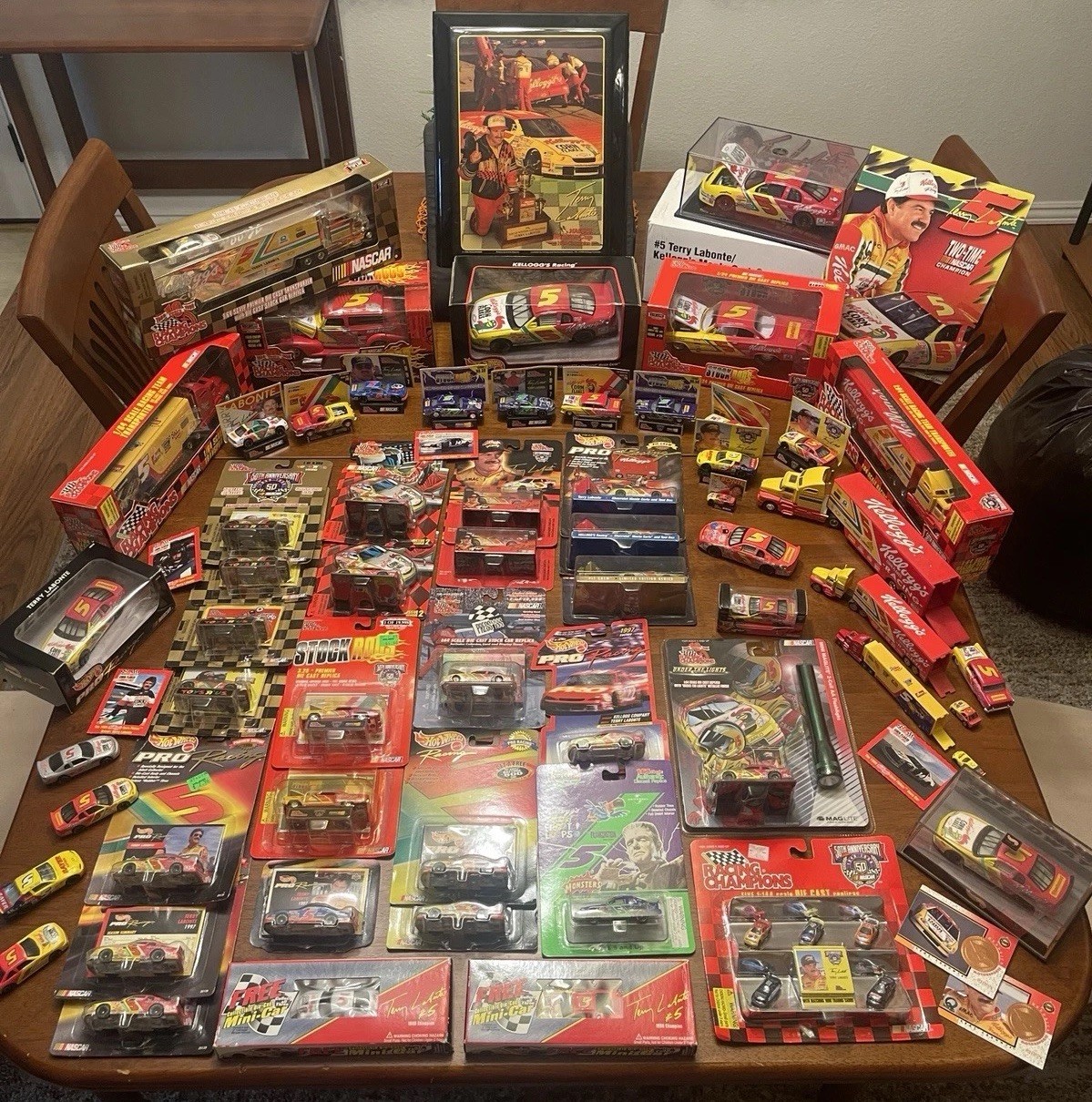 MASSIVE Terry Labonte LOT OF COLLECTIBLES-90 Items from the 1990s-NASCAR-HW & RC
