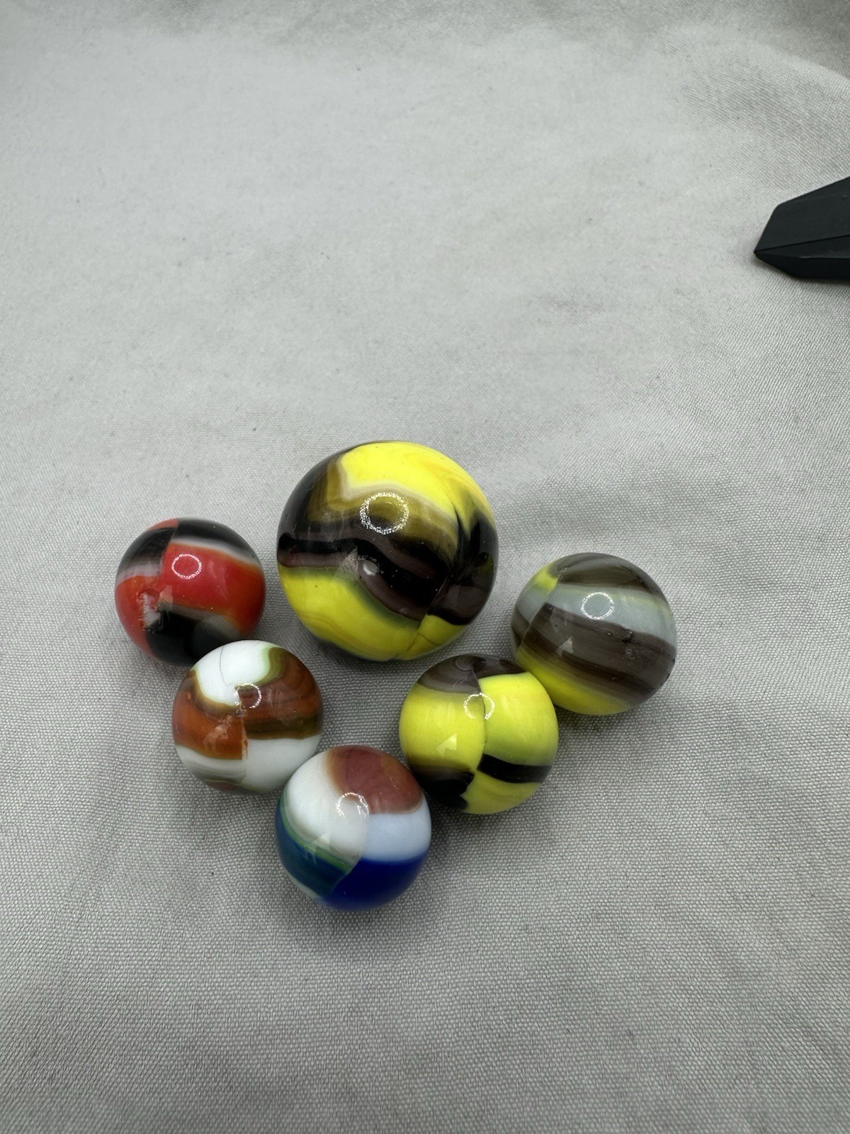 Marble King Lot Anemic Bee Wasp Poor Mans Watermelon .61”-.99” NM