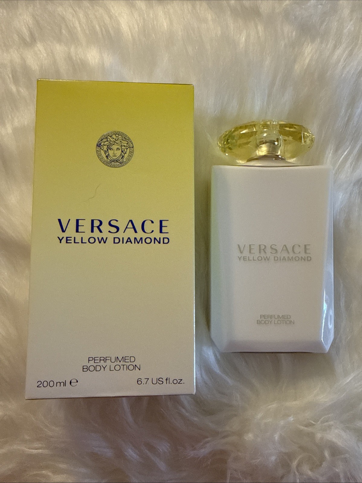 Versace Yellow Diamond Perfumed Body Lotion 200ml / 6.7 oz New In Box