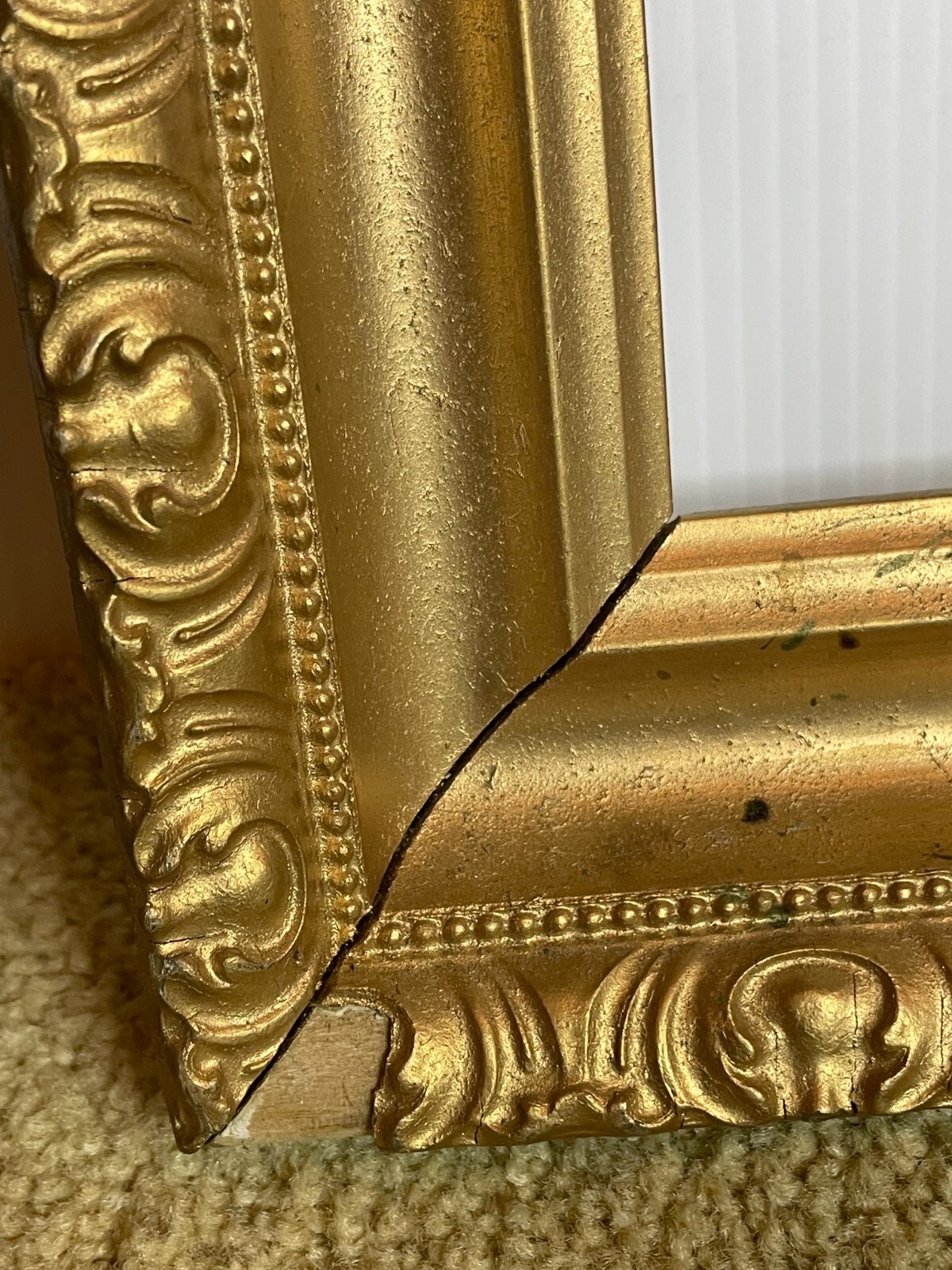 LARGE Vintage Antique Ornate Gold Gilt Filigree Wood Carved Baroque Photo Frame LARGE Vintage Antique Ornate Gold Gilt Filigree Wood Carved Baroque Photo Frame
