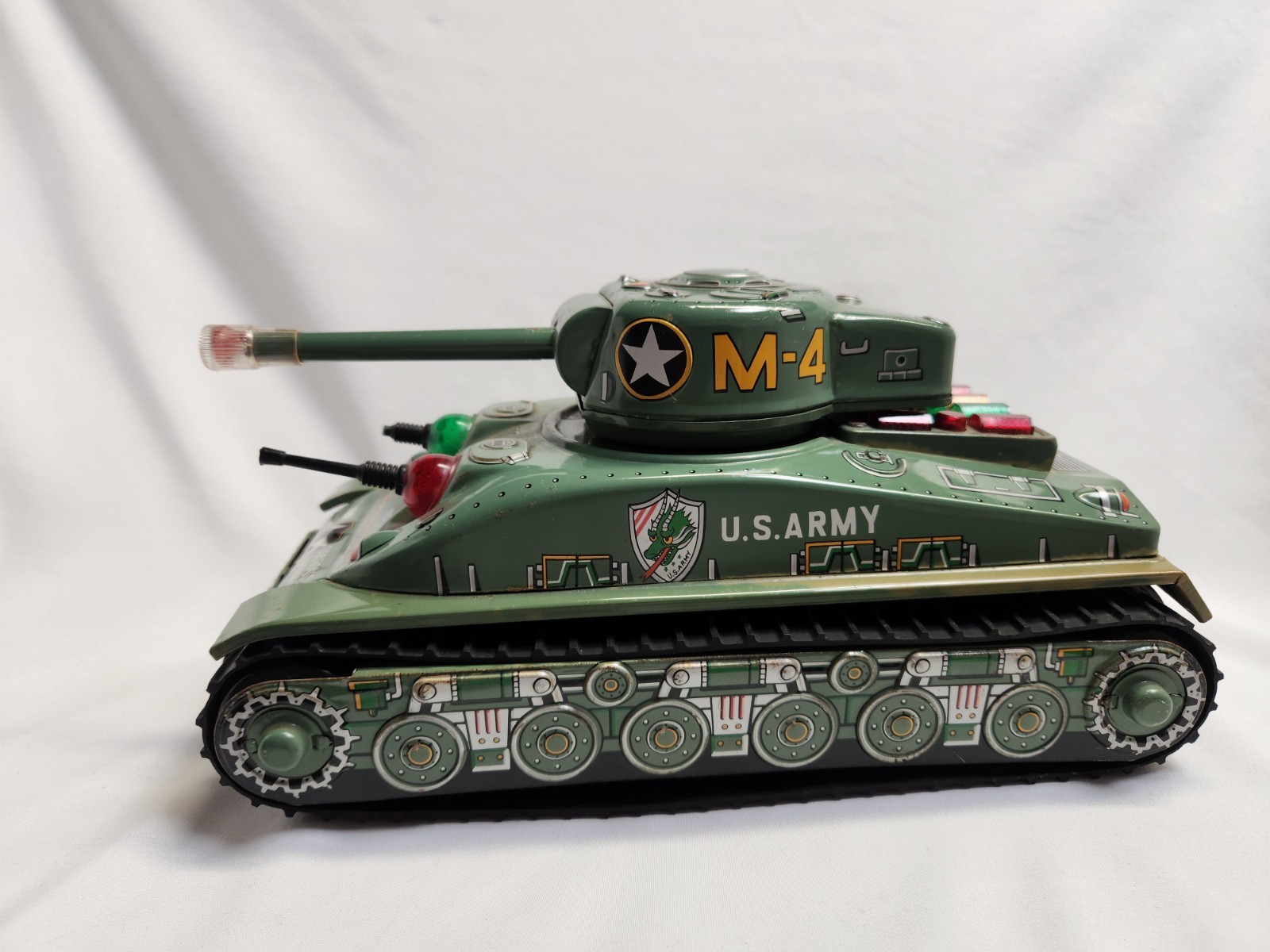 Vintage and Rare 1960s Taiyo Tin Toy Car M4 Sherman Combat Tank CLEAN AND WORKS