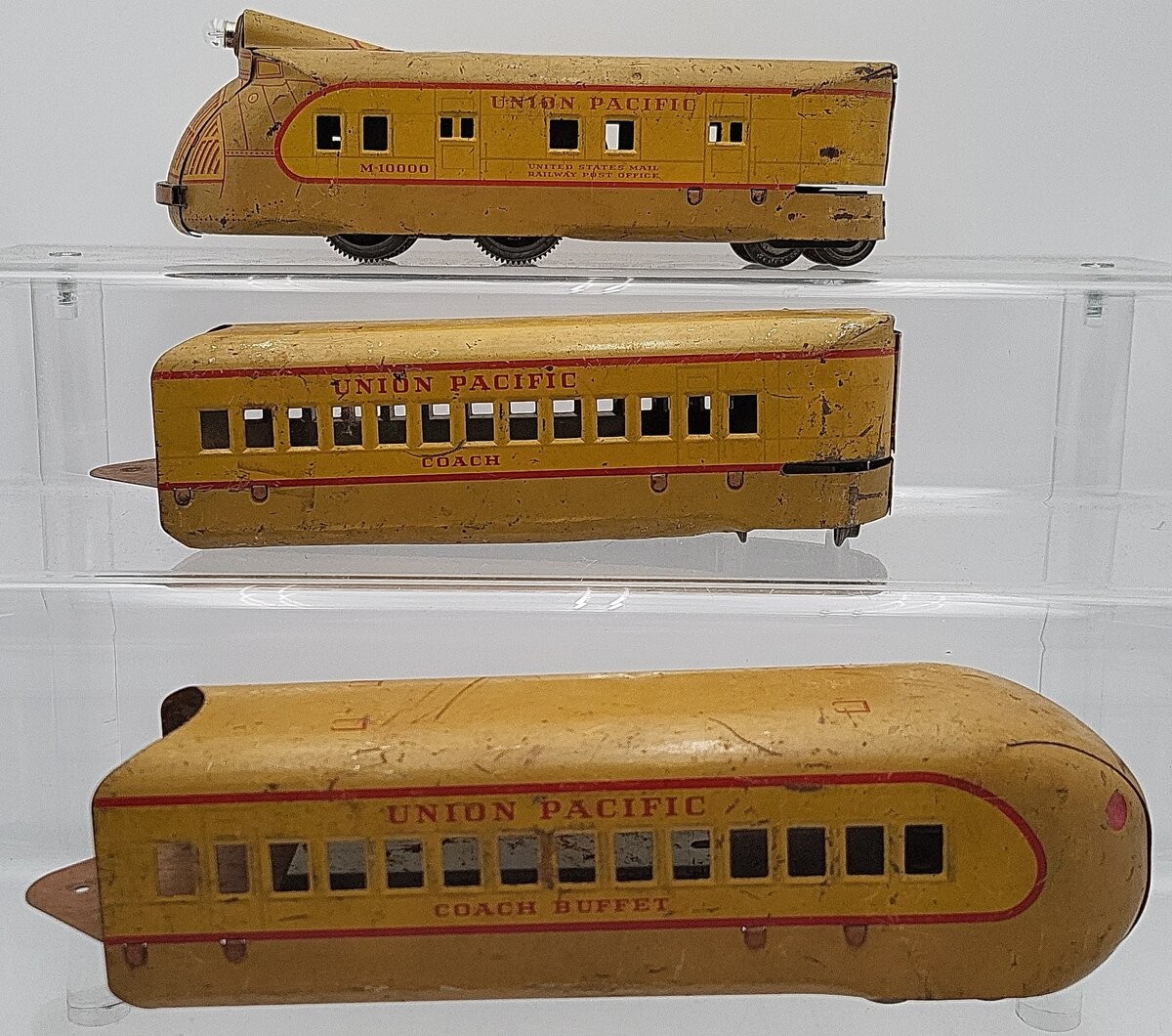 Marx M-10000 Vintage O UP Yellow/Brown Diesel Streamliner Set w/2 Passenger Cars