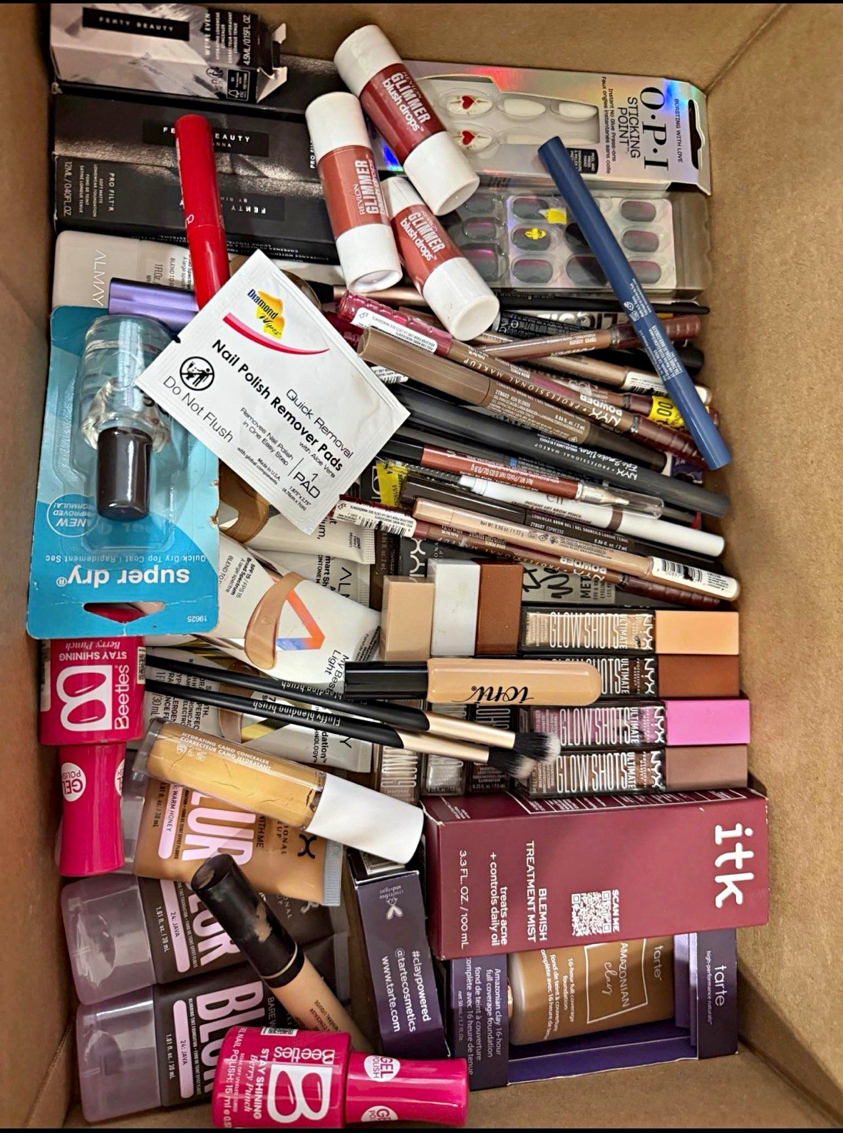 Large Mixed Makeup & Beauty Lot – High-End & Drugstore Brands
