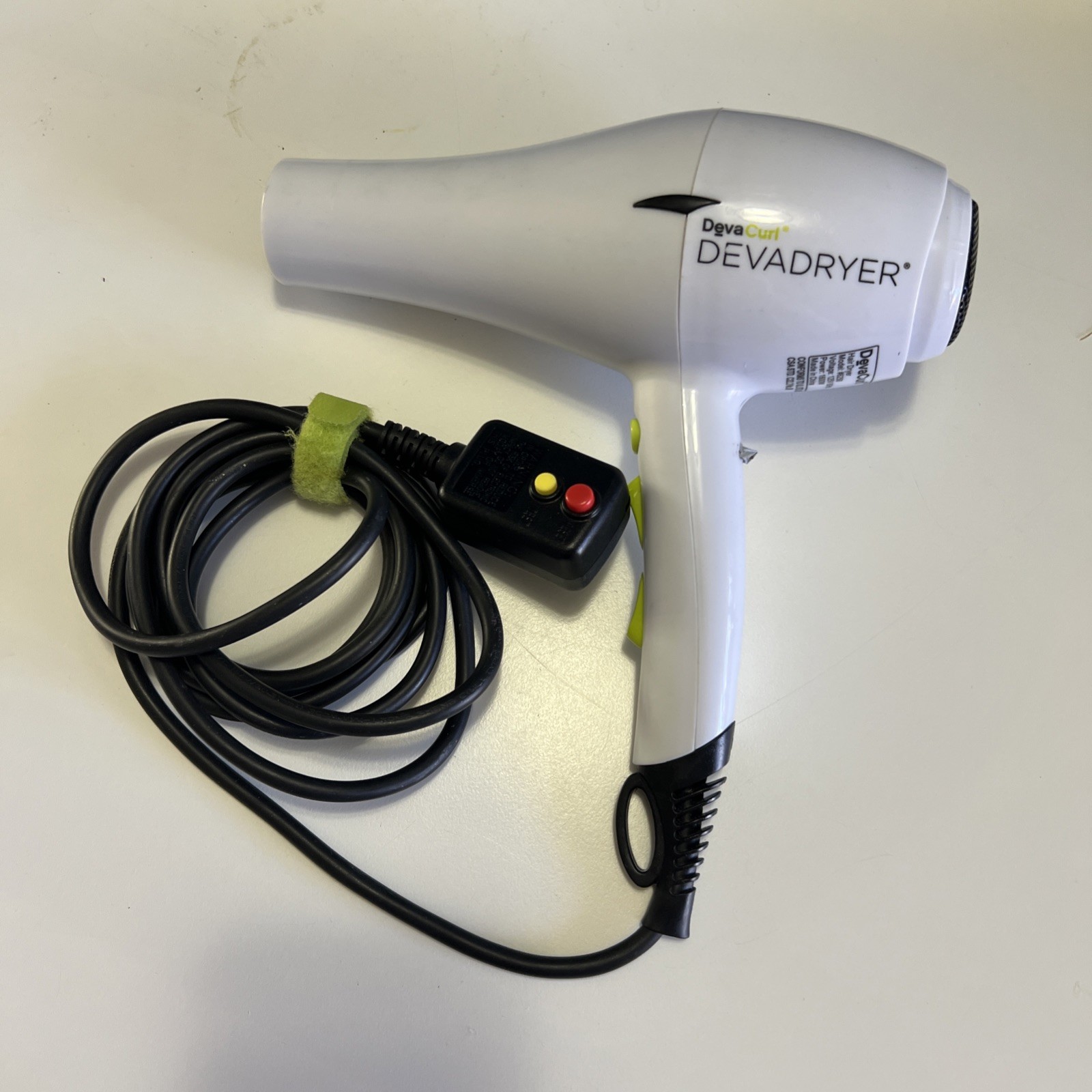DevaCurl DevaDryer Hair Dryer 1600W White 2 Speed 3 Heat Cool Shot Salon 6250 DevaCurl DevaDryer Hair Dryer 1600W White 2 Speed 3 Heat Cool Shot Salon 6250