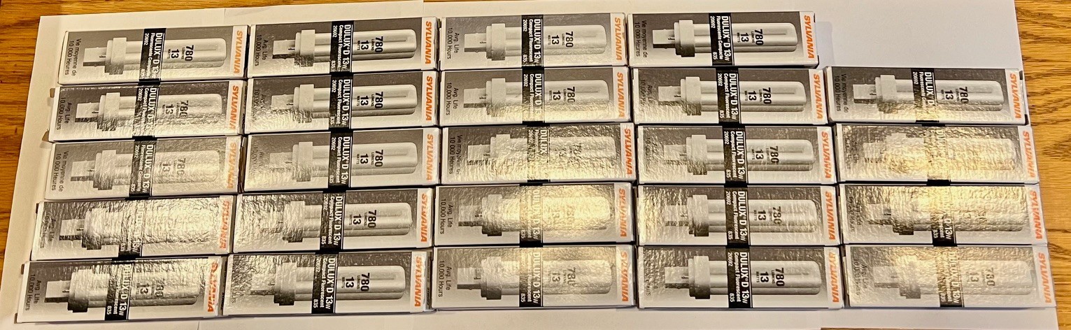 PRICE REDUCED NEW Lot of 24 - Sylvania 20692 Dulux D13w Compact Fluorescent Bulb PRICE REDUCED NEW Lot of 24 - Sylvania 20692 Dulux D13w Compact Fluorescent Bulb