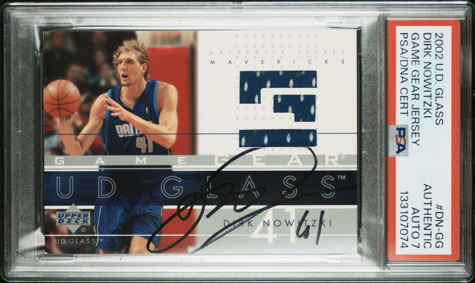 2002 UD UPPER DECK GLASS DIRK NOWITZKI GAME GEAR JERSEY SIGNED PSA AUTO 7