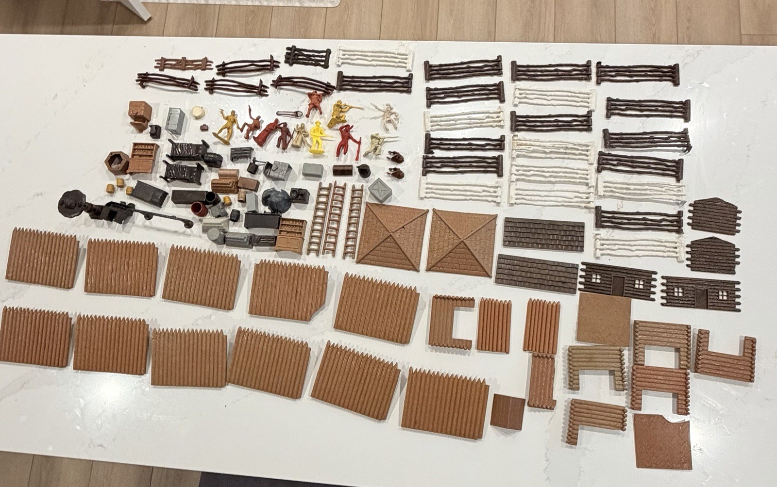 Vtg Marx Fort Apache Playset Lot 102 Pc Log Cabin Fences Figures Accessories