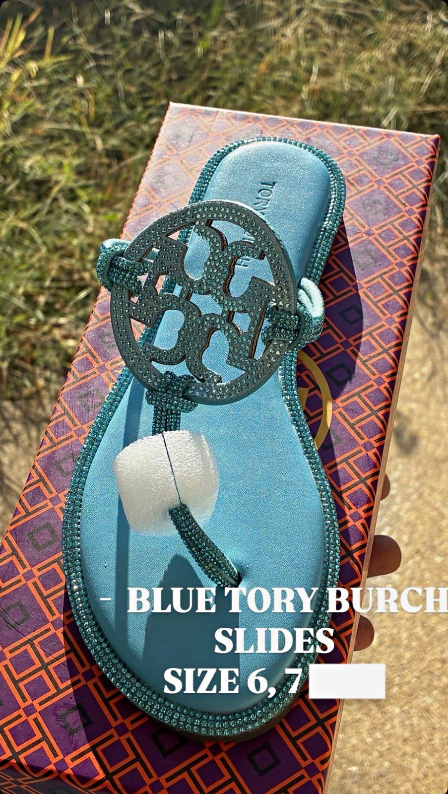 Tory Burch Women’s Blue Logo Slide Sandals Slip-On Flat Casual Size 6 NWB Tory Burch Women’s Blue Logo Slide Sandals Slip-On Flat Casual Size 6 NWB