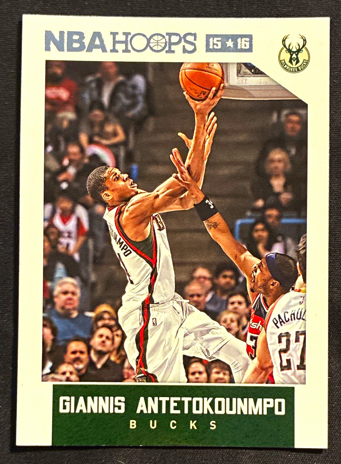 Panini 2015-16 NBA Hoops - Giannis Antetokounmpo #71 Milwaukee Bucks Panini 2015-16 NBA Hoops - Giannis Antetokounmpo #71 Milwaukee Bucks