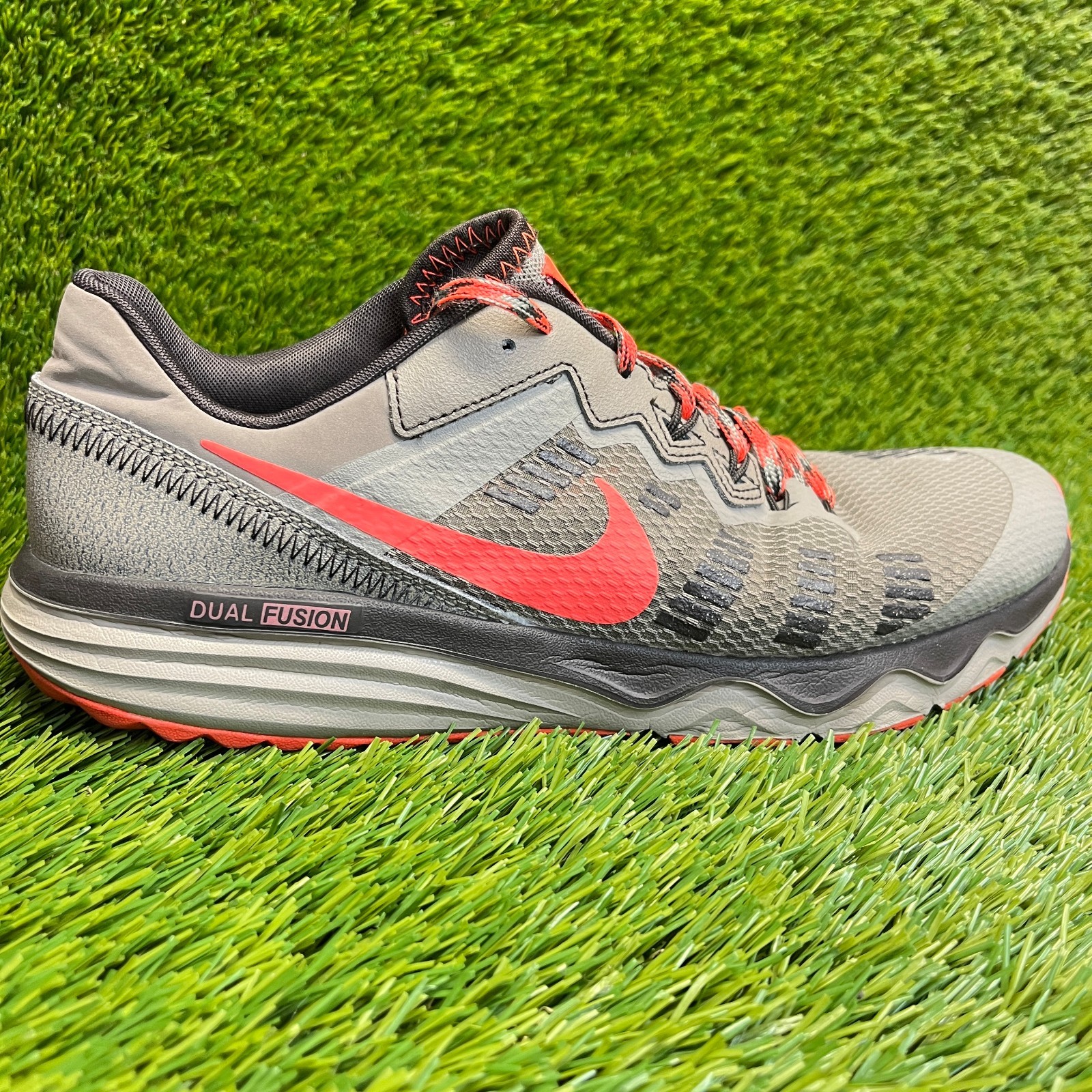Nike Dual Fusion Trail Mens Size 10 Gray Orange Athletic Running Shoes Sneakers