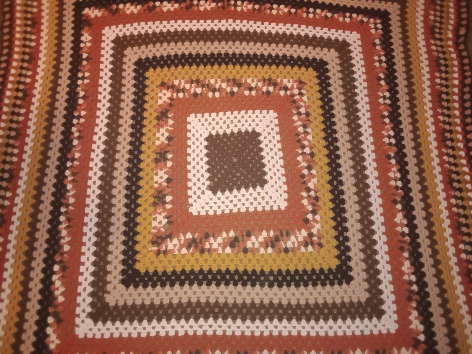 Vintage • 1970\'s • Handmade • Knit / Crochet • Granny Afghan • Throw • Blanket