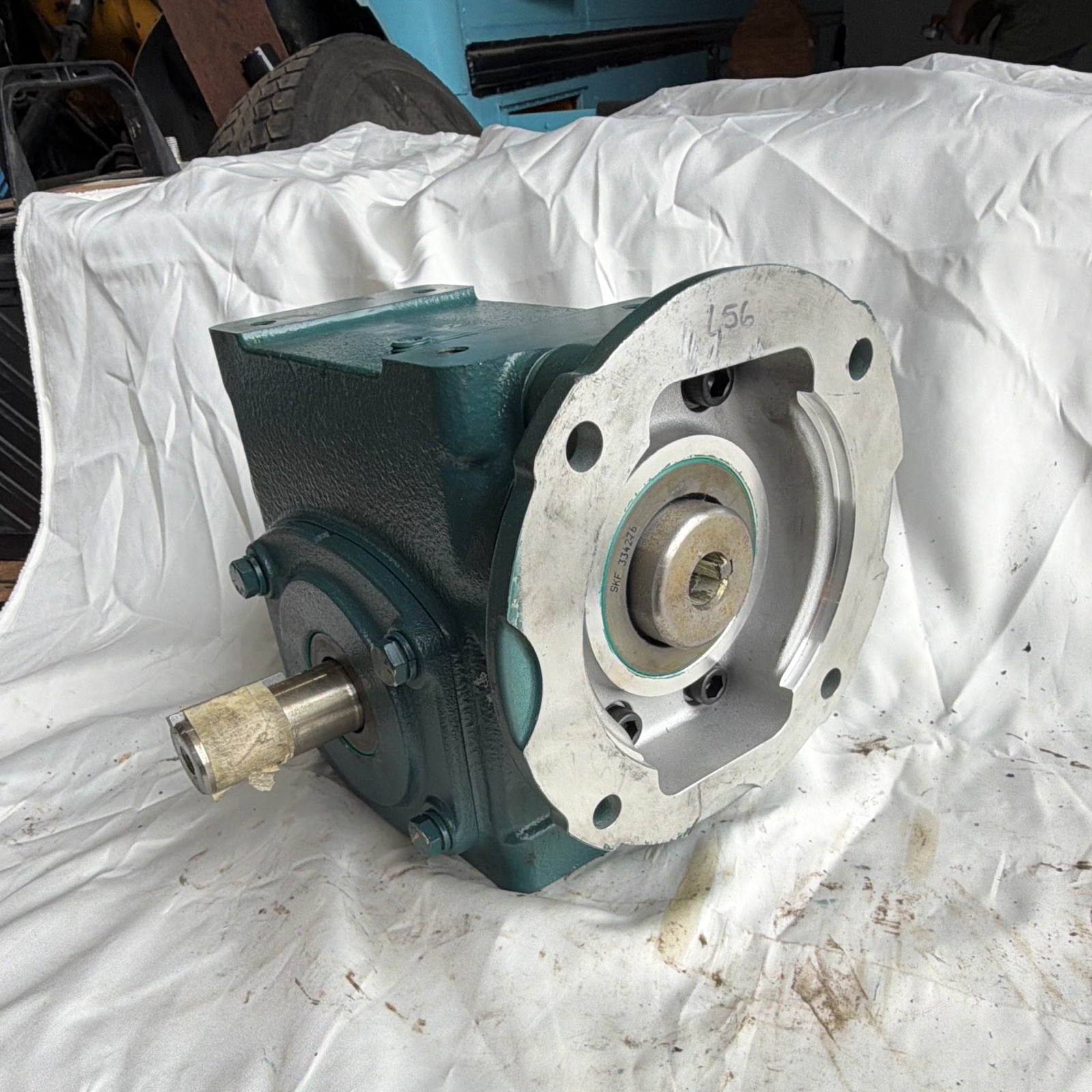 Dodge Tigear Speed Reducer 23Q20L56 Ratio 20:1 NEMA 56C Quill Input New No Box