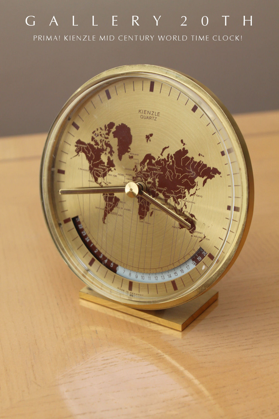 KIENZLE GERMAN WORLD DESK CLOCK QUARTZ 60S ART DECO MID CENTURY MODERN GOLD VTG