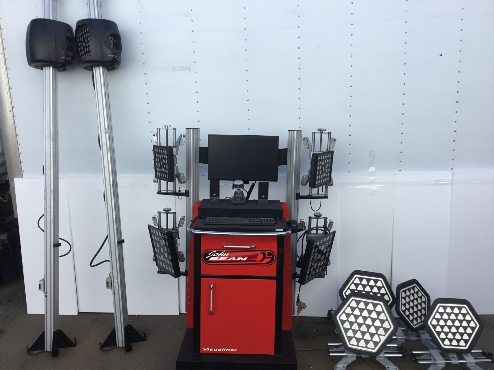 John Bean EEWA550A Wheel Aligner System w/HP Compaq 6005 4x targets 128‑624‑2
