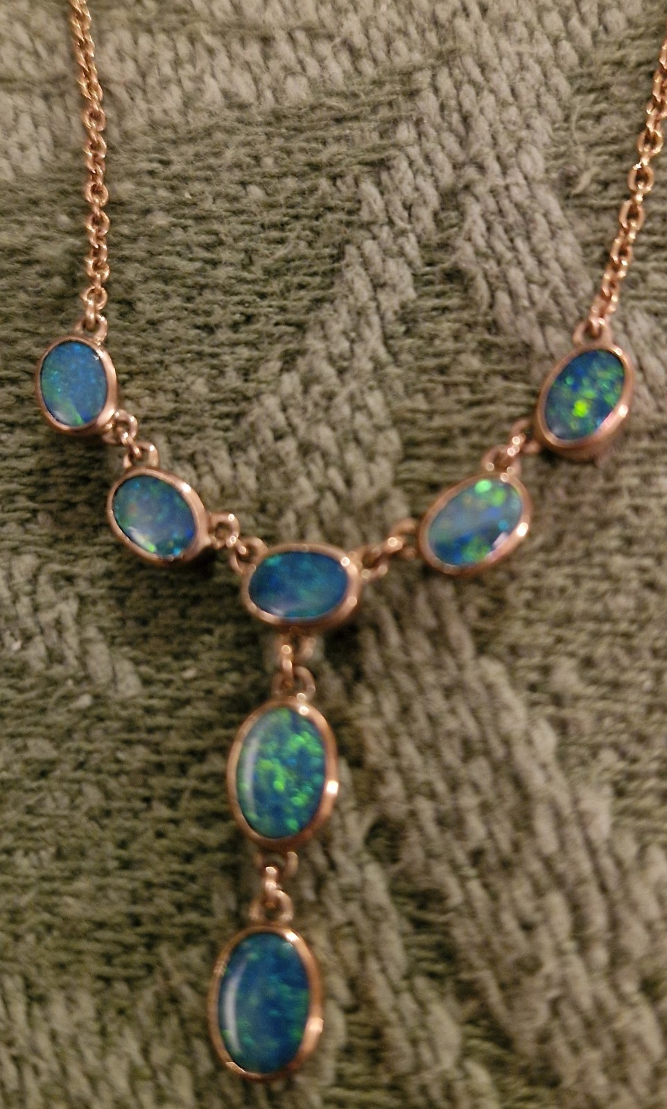 Vintage YVE 9ct Rose Gold Natural Australian Boulder Opal Cascade Y-Necklace 375