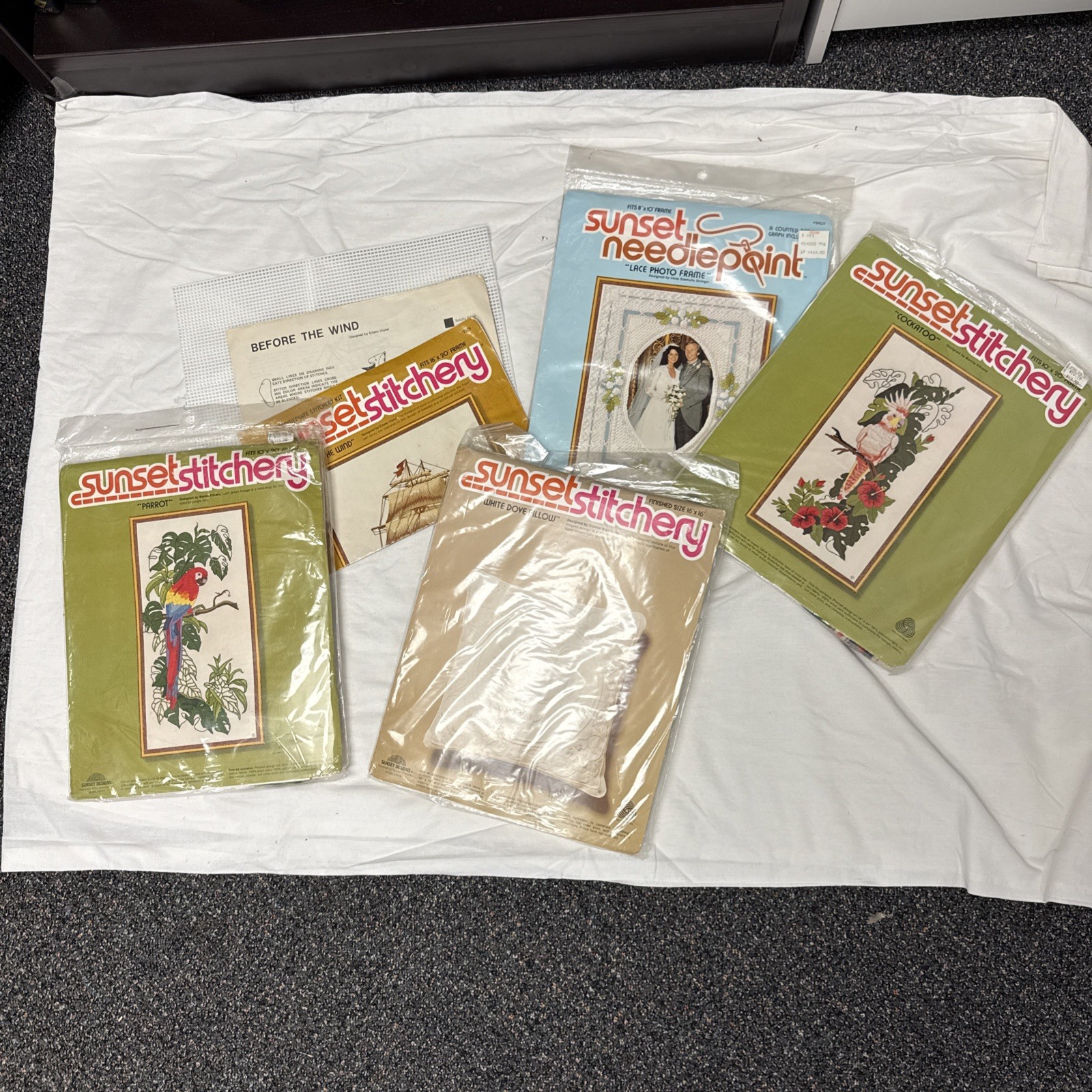 Lot of 4 Vintage Sunset Stitchery Embroidery Kits 2 Of Birds + Random Partial Lot of 4 Vintage Sunset Stitchery Embroidery Kits 2 Of Birds + Random Partial