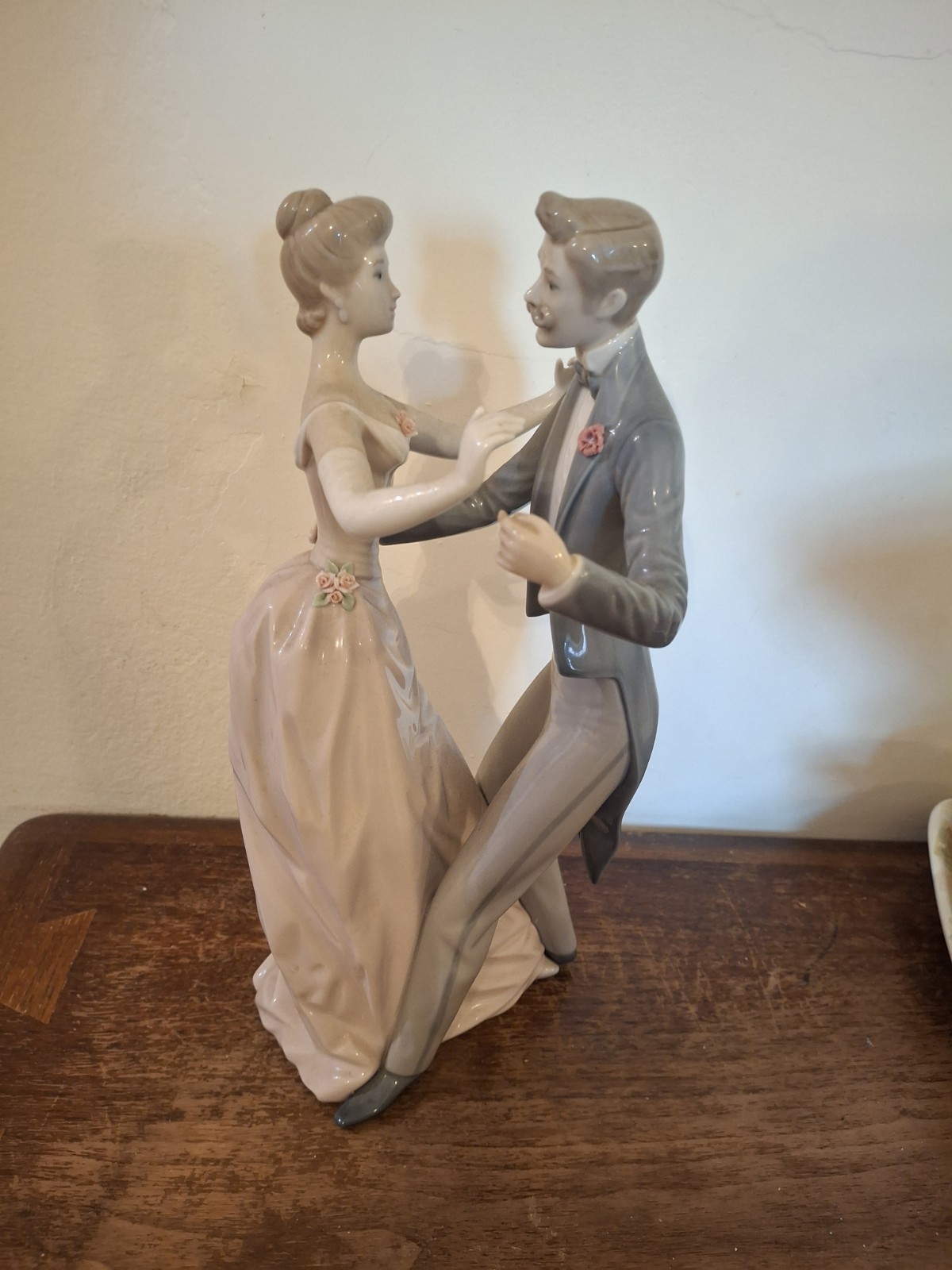 Lladro Figurine #1372 Anniversary Waltz Large 12.5 Tall Dancing Figures