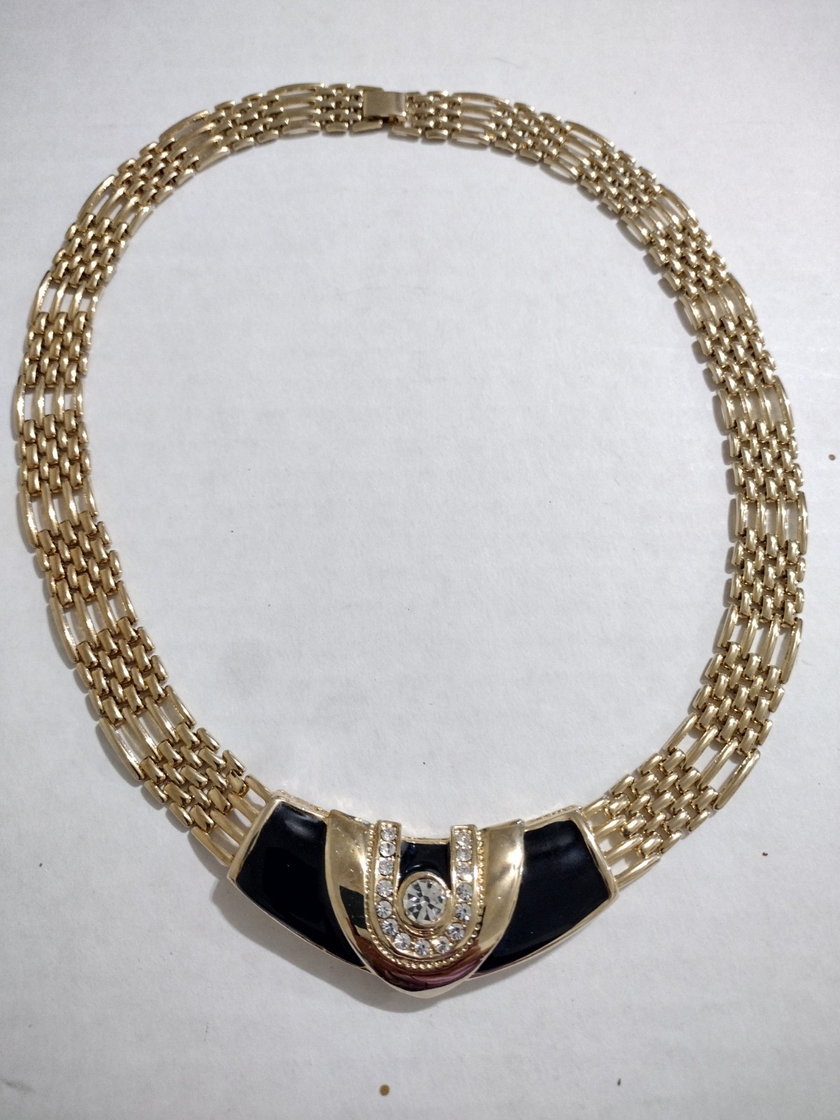 Vintage Necklace Unsigned Untested Vintage Necklace Unsigned Untested