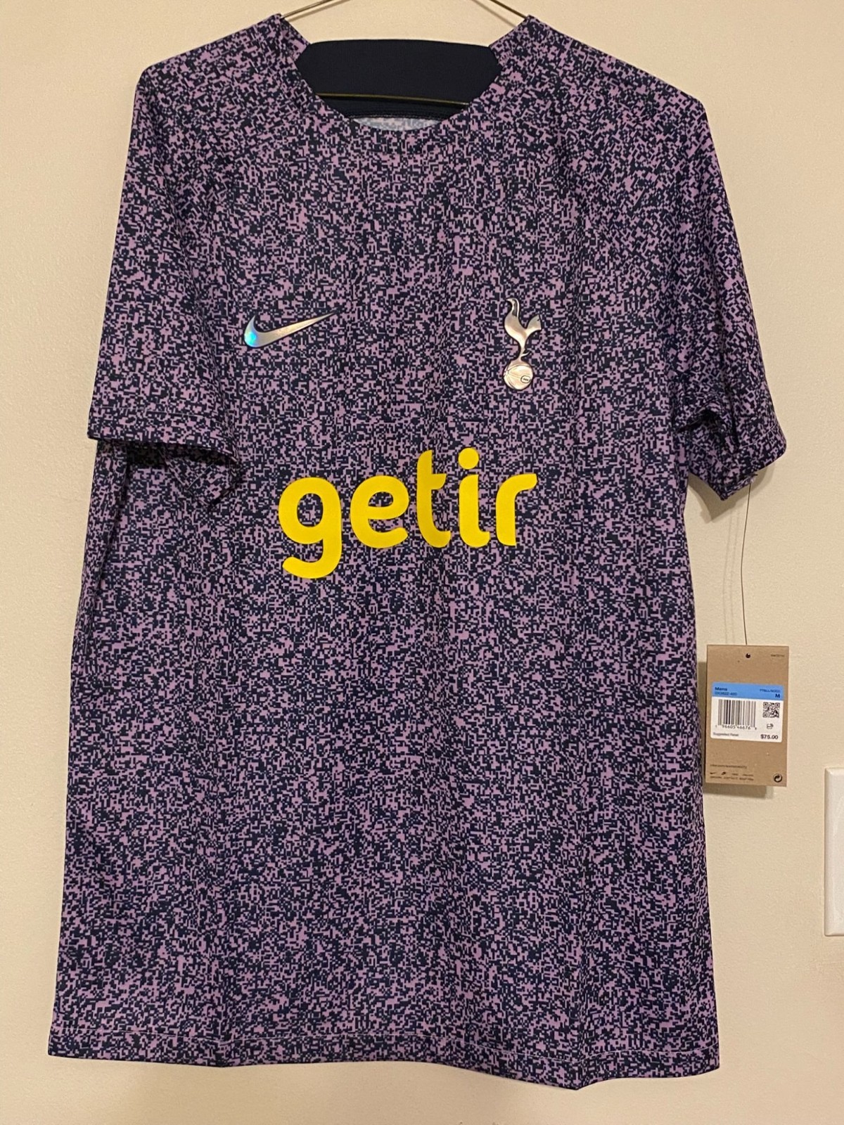 Men\'s Nike Tottenham Hotspur 2023/24 Pre-Match Dri-FIT Academy Kit Size Medium