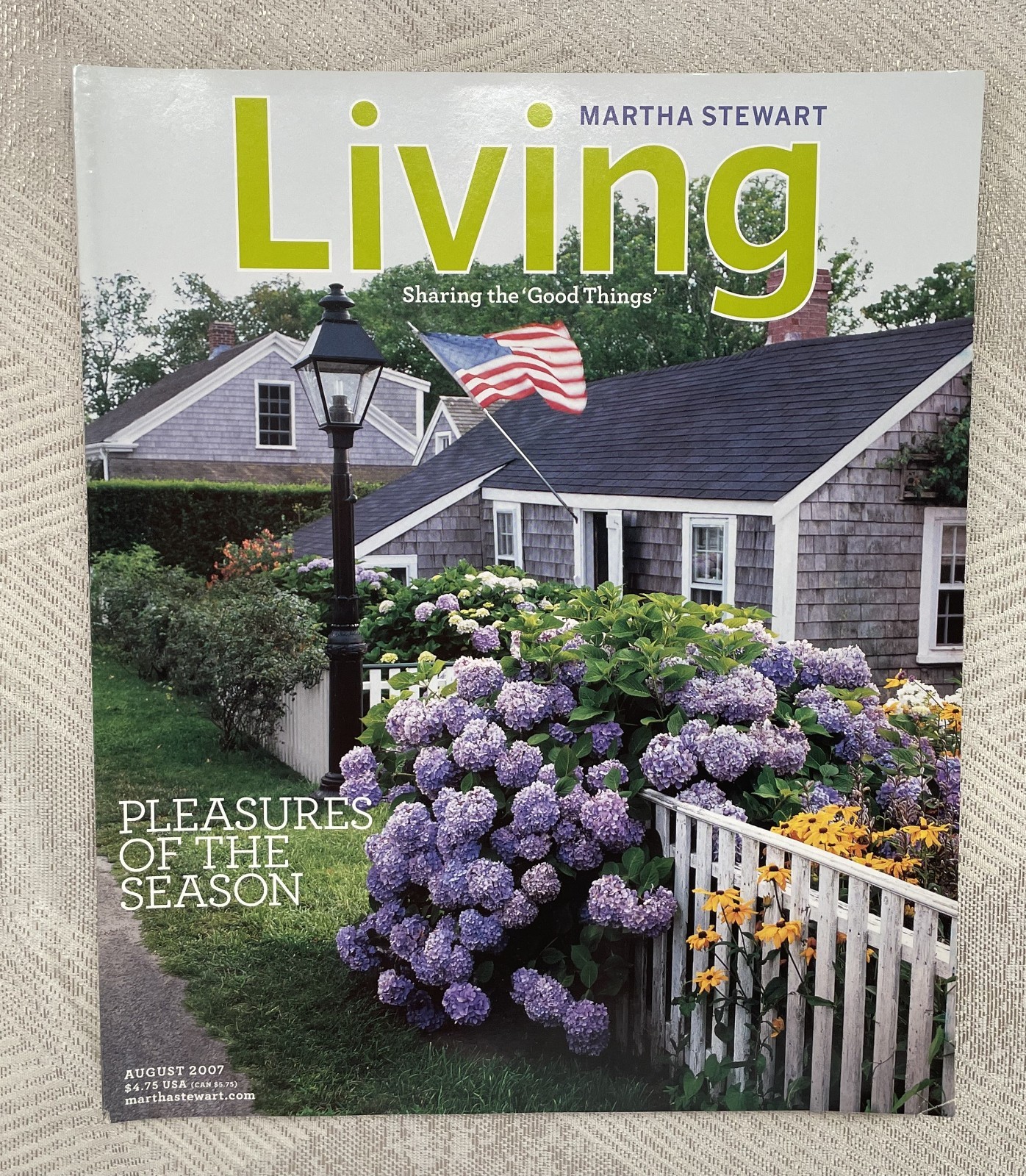 Martha Stewart LIVING Magazine August 2007 Hydrangeas Bentwood Furniture Dessert