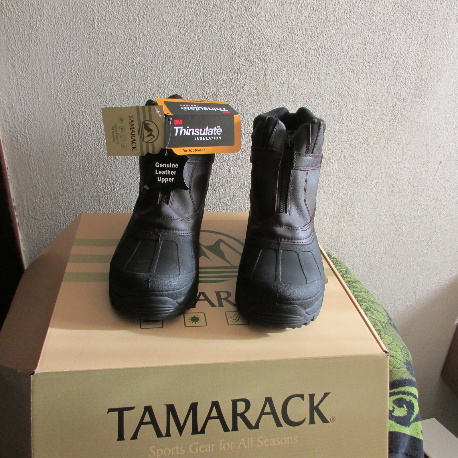 *** NWB~ YOUR CHOICE OF MEN\'S SNOW BOOTS. TAMARACK, KAMIK, ITASCA, HI-TEC ***
