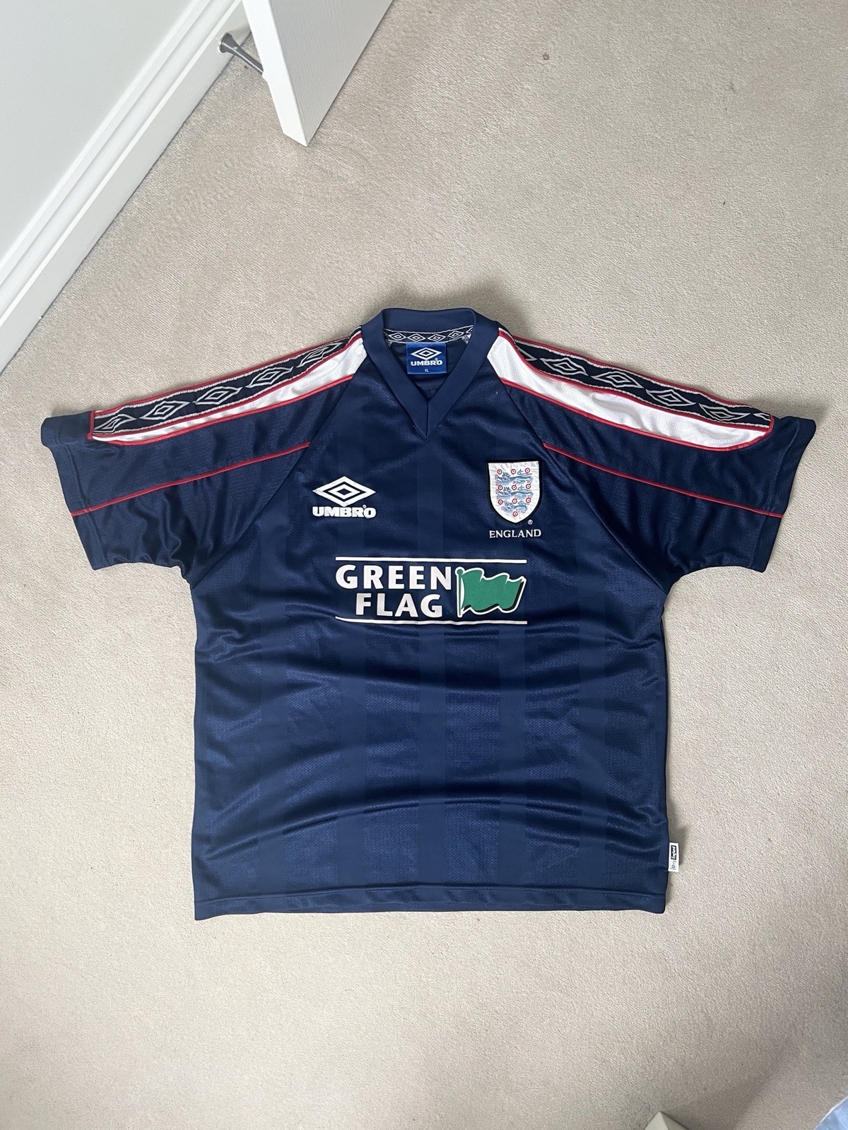 Vintage 90s Umbro England Green Flag Training Jersey XL