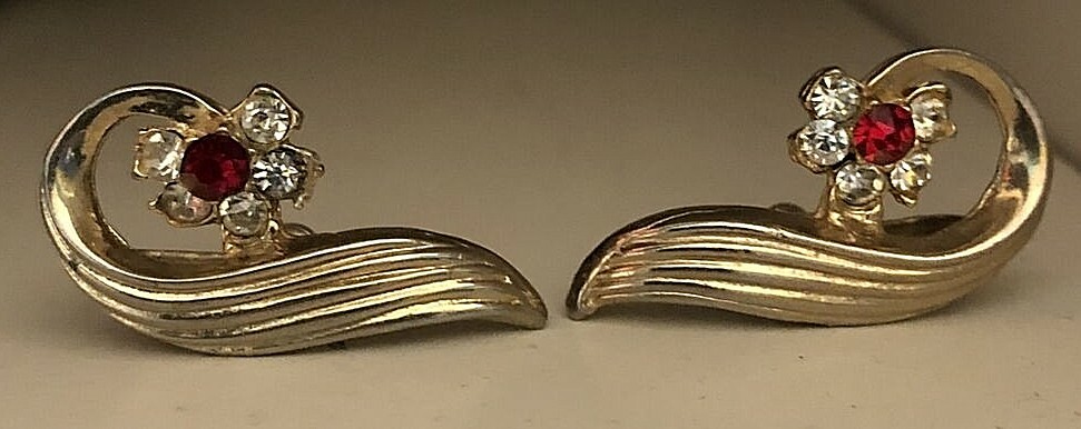 AVA GARDNER\'S PERSONALLY WORN ORIGINAL FAUX DIAMOND/RUBY GOLDTONE EARRINGS