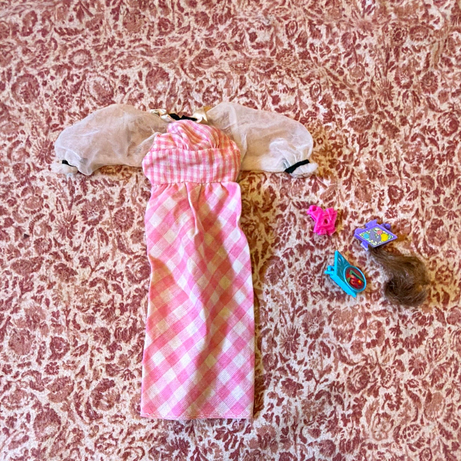 Pink/White Gingham Doll Dress + Hair Extension 4pc Lot for 11 in Fashion Doll Pink/White Gingham Doll Dress + Hair Extension 4pc Lot for 11 in Fashion Doll