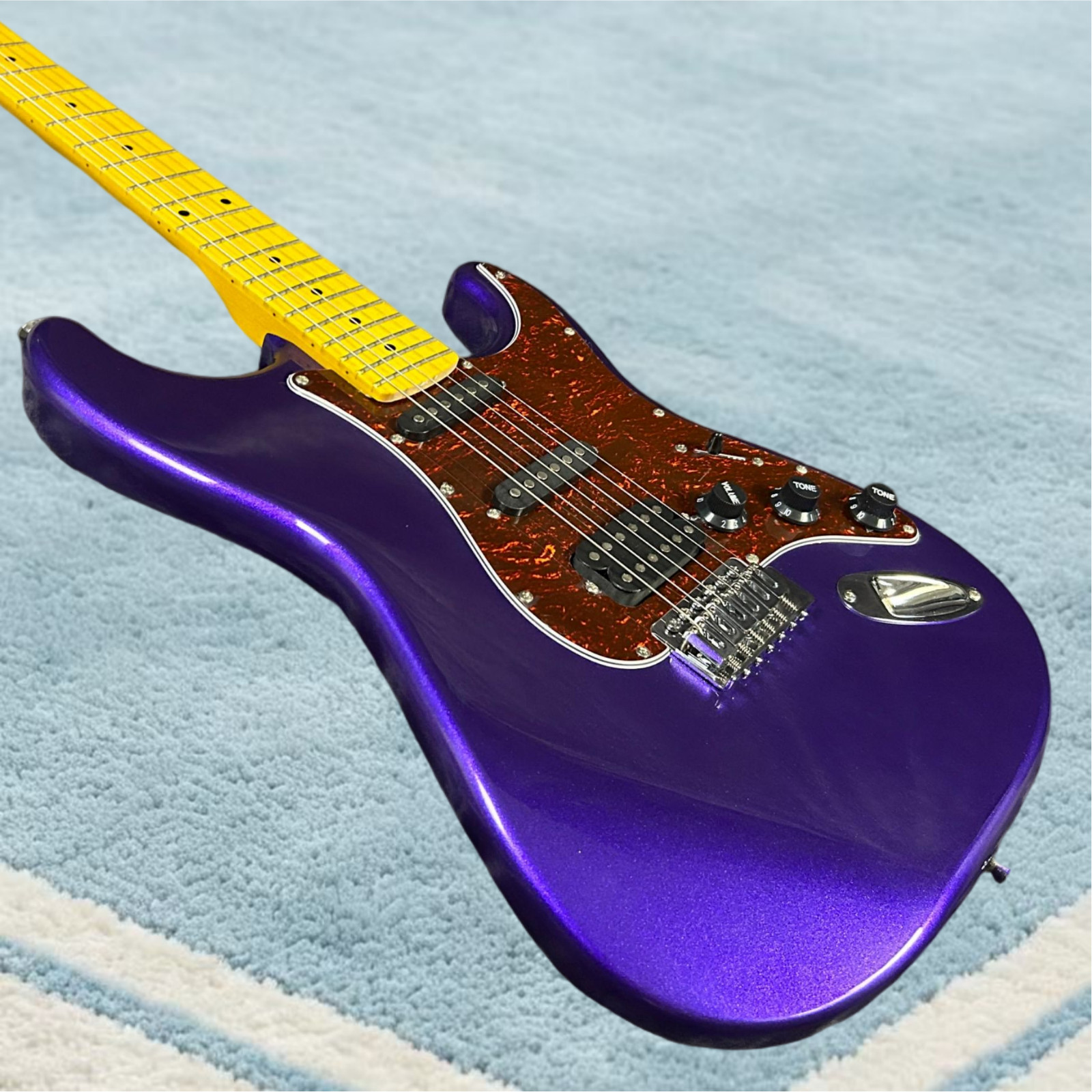 ST Electric Guitar Metallic Purple Color SSH Pickup Red Tortoise Shell Pickguard