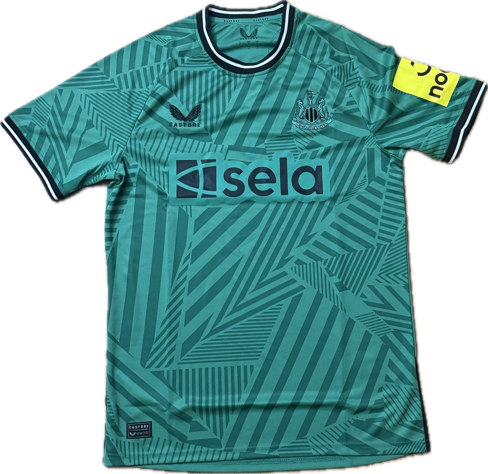 Castore Newcastle Away Shirt 23/24 - Size M Castore Newcastle Away Shirt 23/24 - Size M