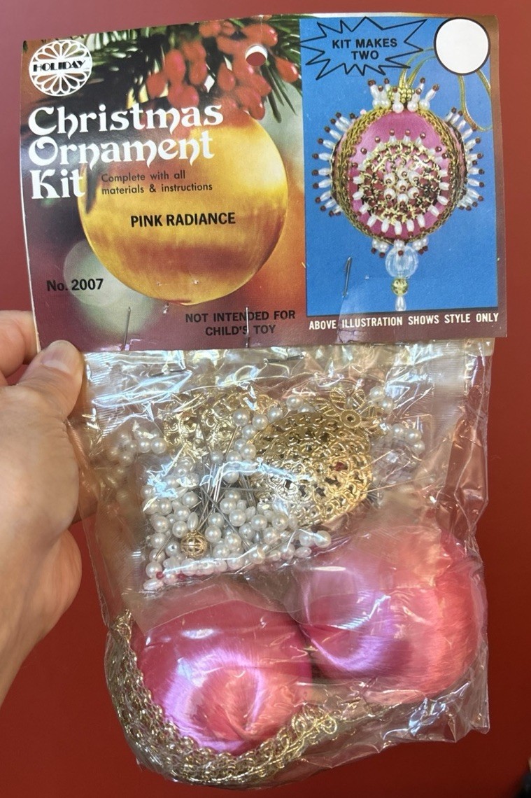 Vintage 1979 Walco Pink Radiance Sequin Bead Christmas Ornament Kit NOS