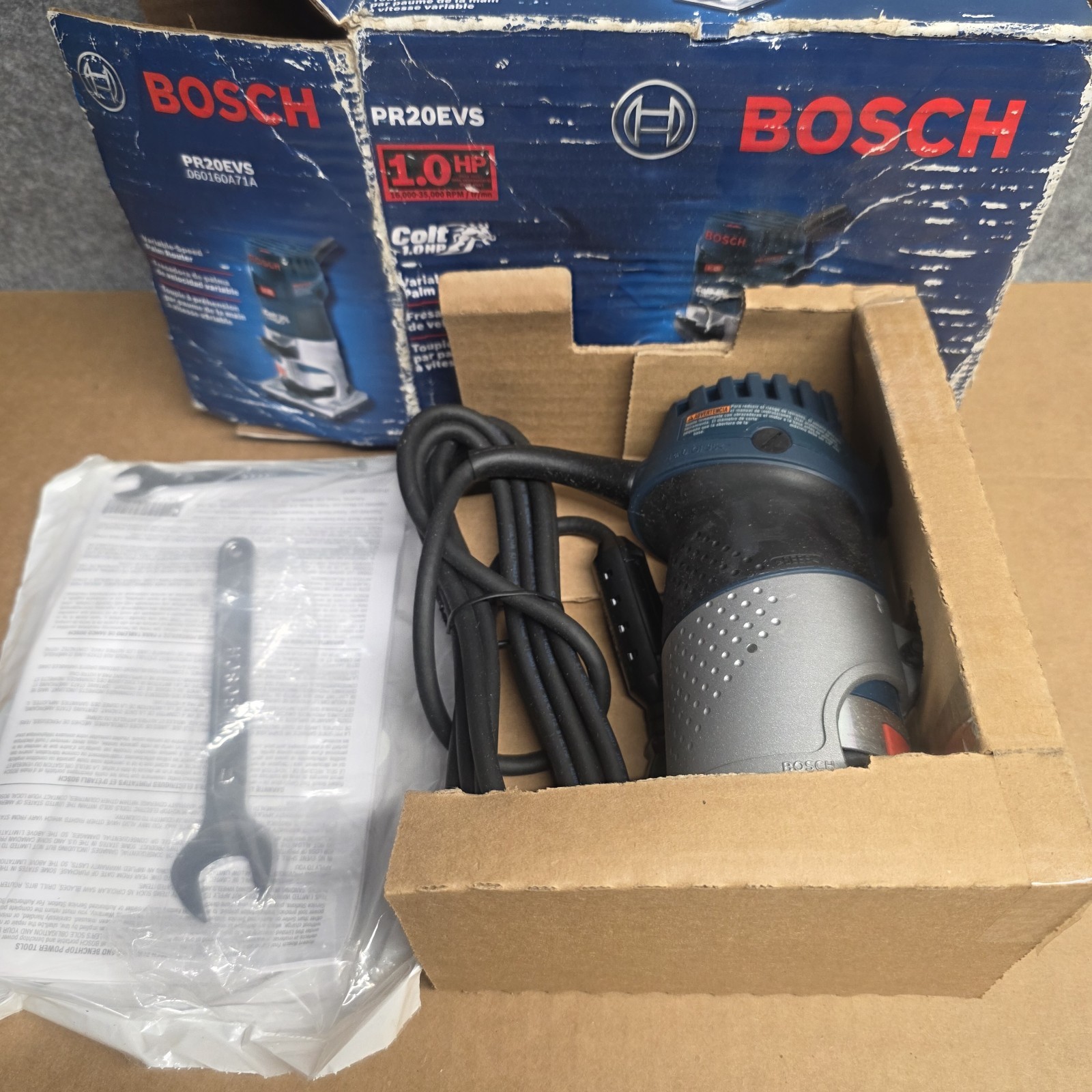 Bosch PR20EVS Colt Palm Router 1 HP 120V Corded Electric Blue Bosch PR20EVS Colt Palm Router 1 HP 120V Corded Electric Blue