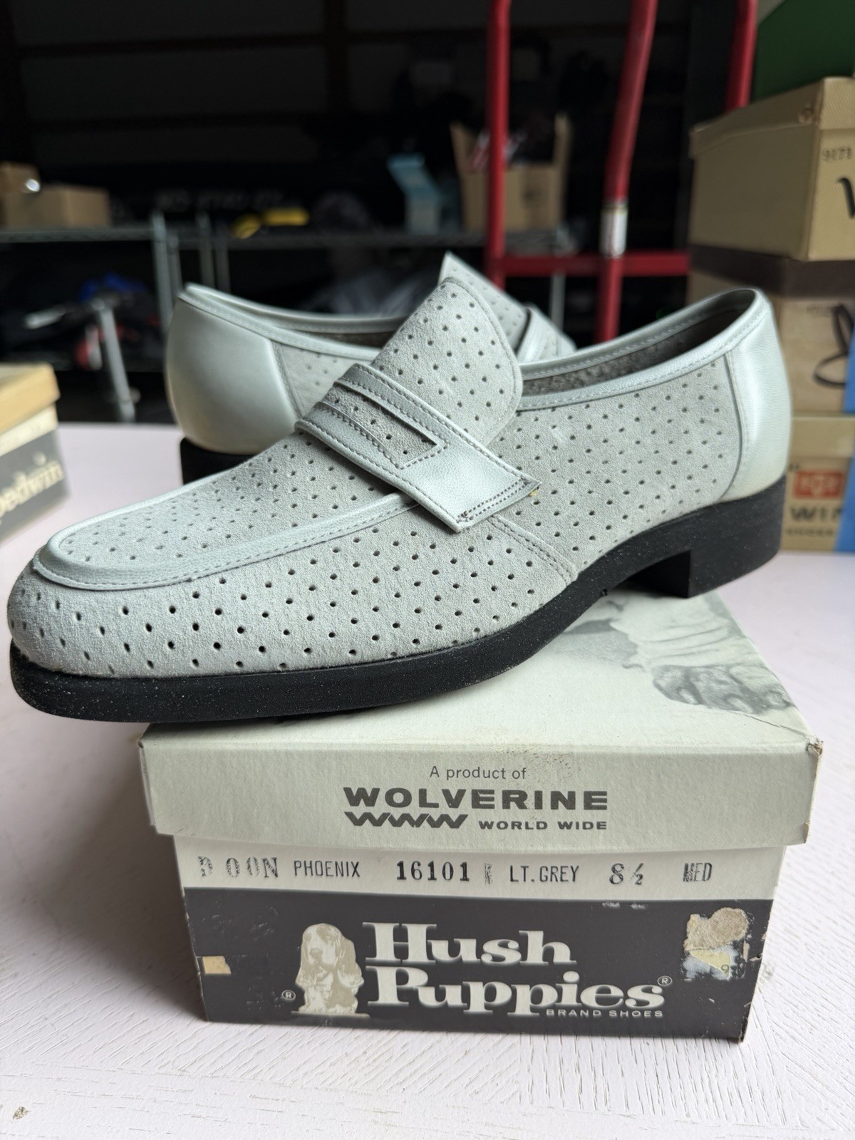 Vintage Hush Puppies Phoenix Mens Gray Perforated Suede Loafers Size 8.5 NOS B20 Vintage Hush Puppies Phoenix Mens Gray Perforated Suede Loafers Size 8.5 NOS B20