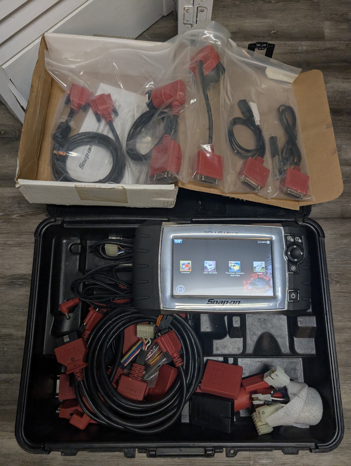 Snap On Solus Ultra EESC318 FULL KIT LATEST UPDATE WITH ALL THE ADAPTERS Snap On Solus Ultra EESC318 FULL KIT LATEST UPDATE WITH ALL THE ADAPTERS