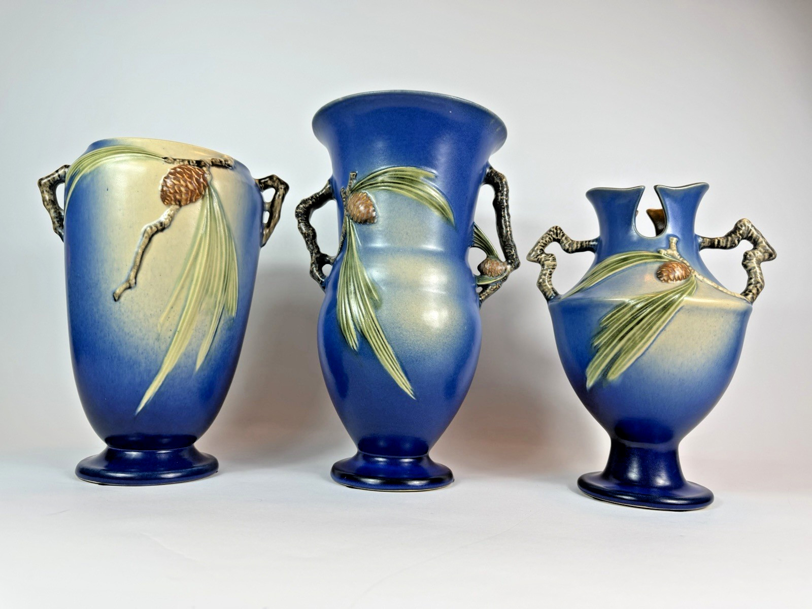 Roseville Pottery Pine Cone Blue 3 Vase Set 709-10 911-12 848-10 Vintage 1930s