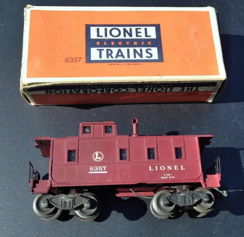 Lionel Postwar O O27 Gauge Rare 6357 Maroon Caboose With Maroon Smoke Stack R7