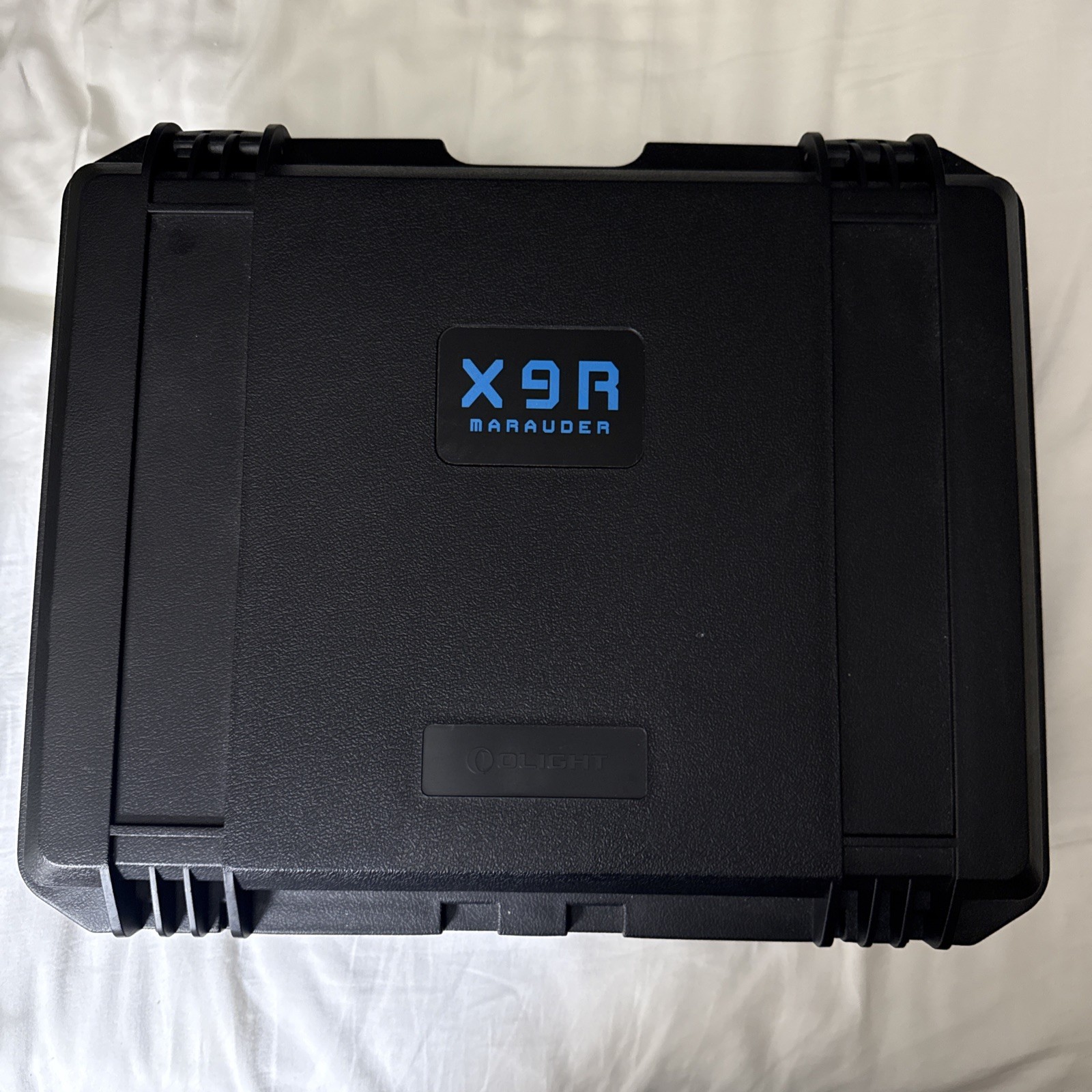 Olight X9R 25,000 Lumen With Case Olight X9R 25,000 Lumen With Case