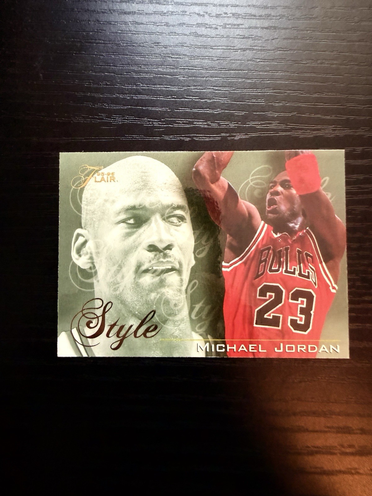 Fleer/SkyBox 1995-96 Flair Style Michael Jordan Insert #235 Chicago Bulls NBA Fleer/SkyBox 1995-96 Flair Style Michael Jordan Insert #235 Chicago Bulls NBA