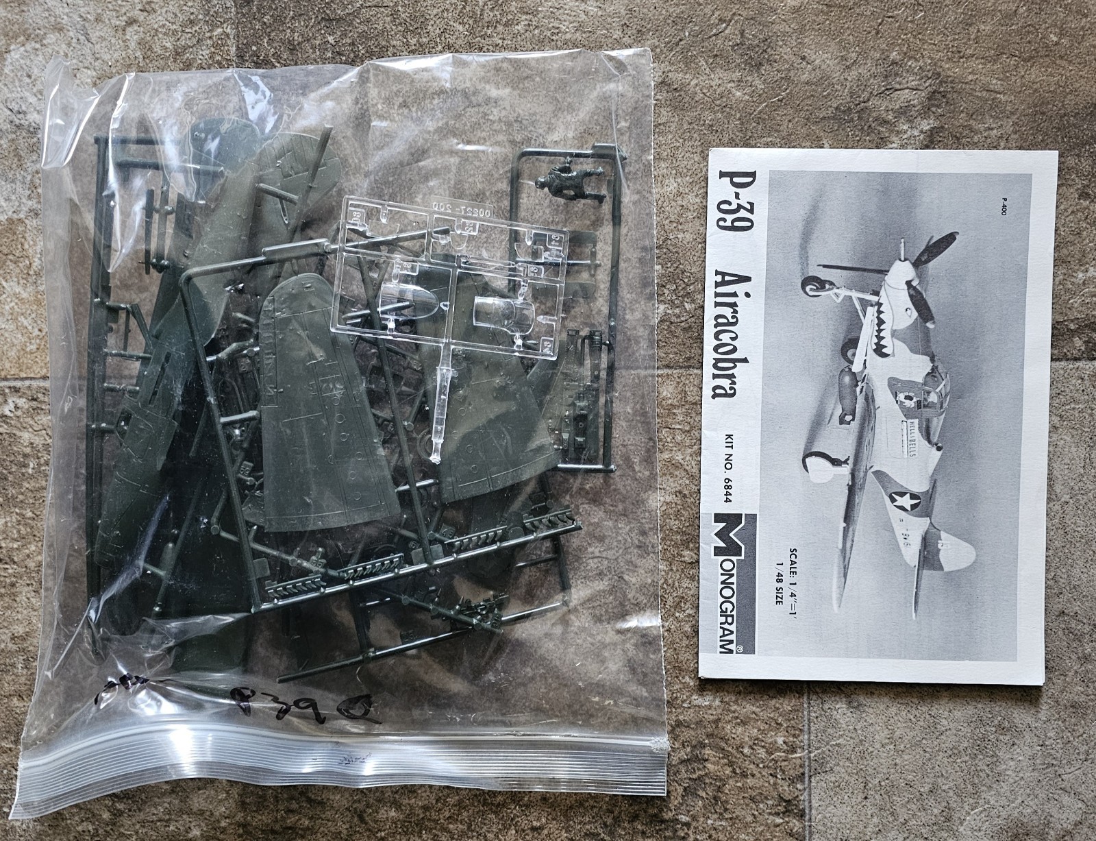 1/48 Monogram P-39 Airacobra Scale Plastic Model Kit 6844 1/48 Monogram P-39 Airacobra Scale Plastic Model Kit 6844