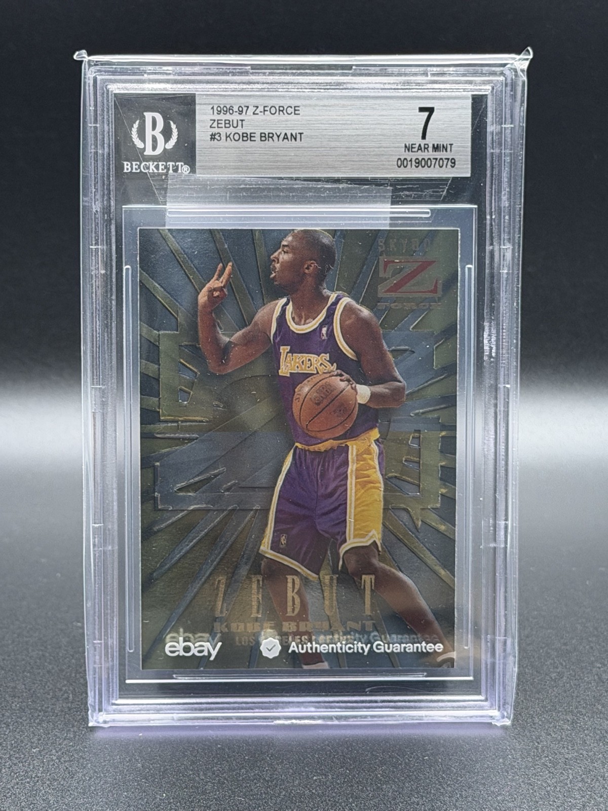 1996-97 Skybox Z Force - Zebut Kobe Bryant #3 (RC) Lakers Rookie Rare 🏀🏀🏀 1996-97 Skybox Z Force - Zebut Kobe Bryant #3 (RC) Lakers Rookie Rare 🏀🏀🏀