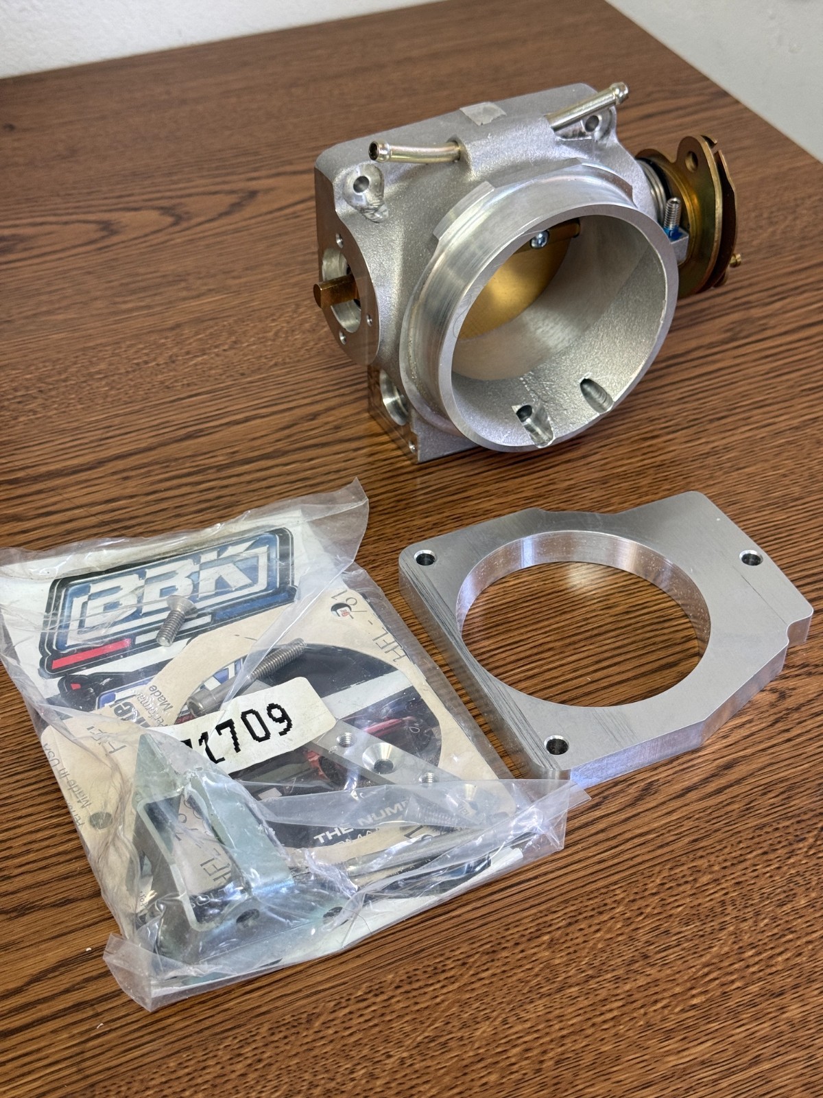 BBK Power Plus 1709 80mm Throttle Body BBK Power Plus 1709 80mm Throttle Body
