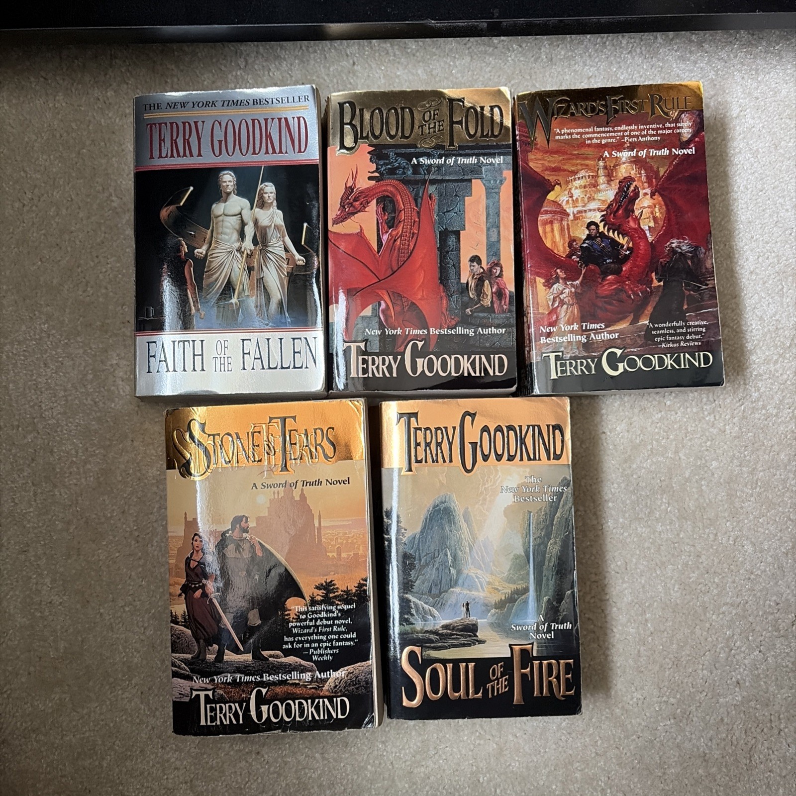 Lot Of 5 Terry Goodkind Paperback Books From 1999-2000