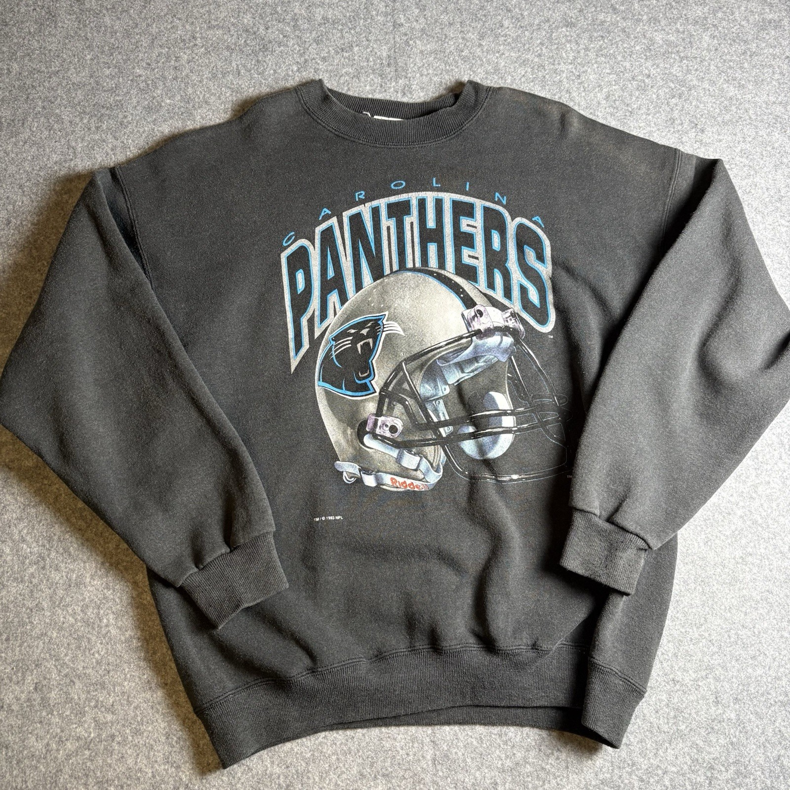 Carolina Panthers Vintage 1993 Salem Crewneck Sweatshirt Men’s Black Size XL Carolina Panthers Vintage 1993 Salem Crewneck Sweatshirt Men’s Black Size XL