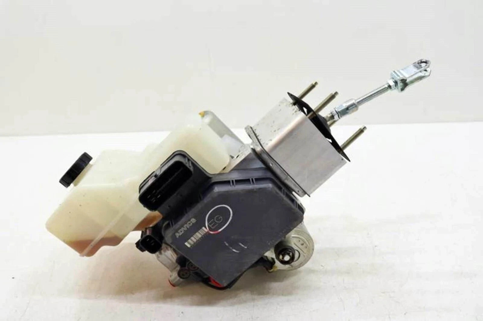 2020-2023 Nissan Frontier Power Brake Booster Assembly OEM