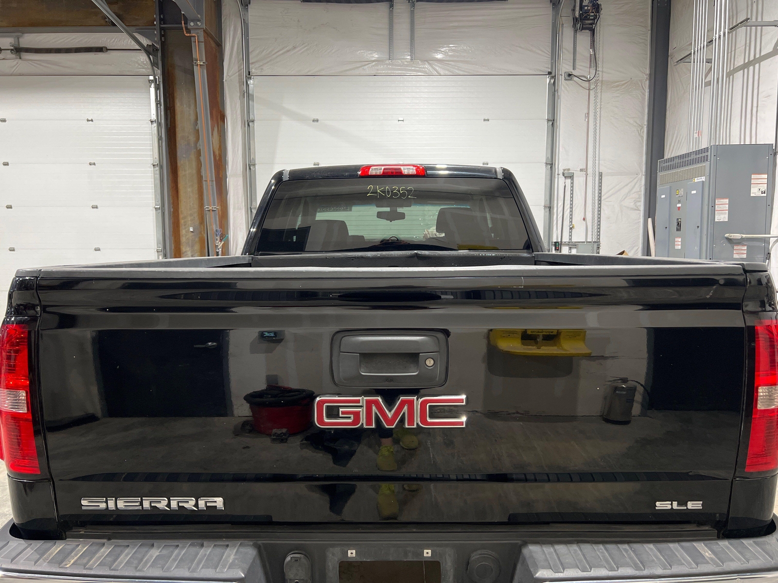 2014 - 2016 GMC Sierra 1500 Black-GBA Power Assist Tailgate w/Rear View Camera