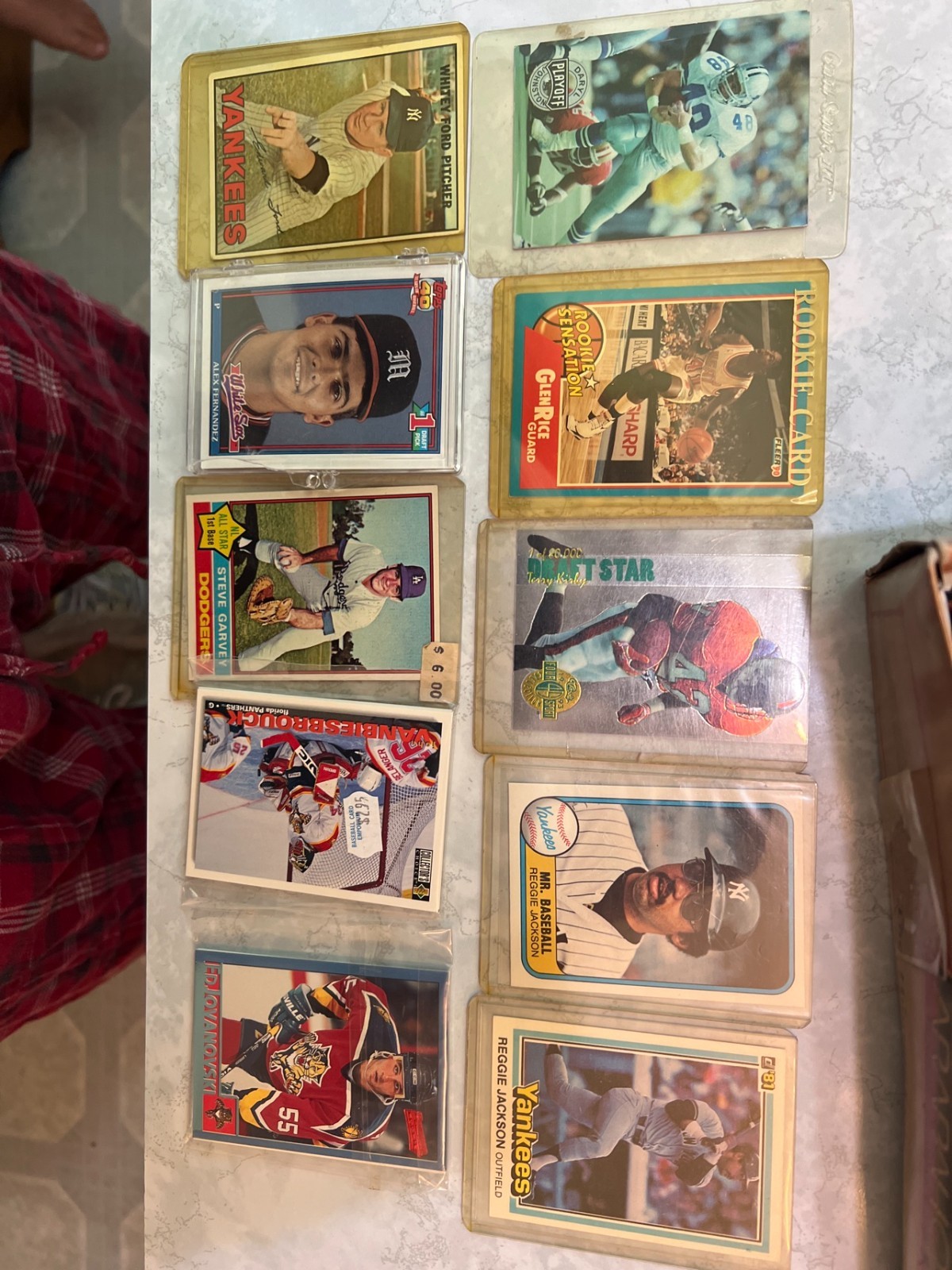 Vintage Card Lot 10 Cards Reggie Jackson Barry Sanders + BONUS Sealed Pack