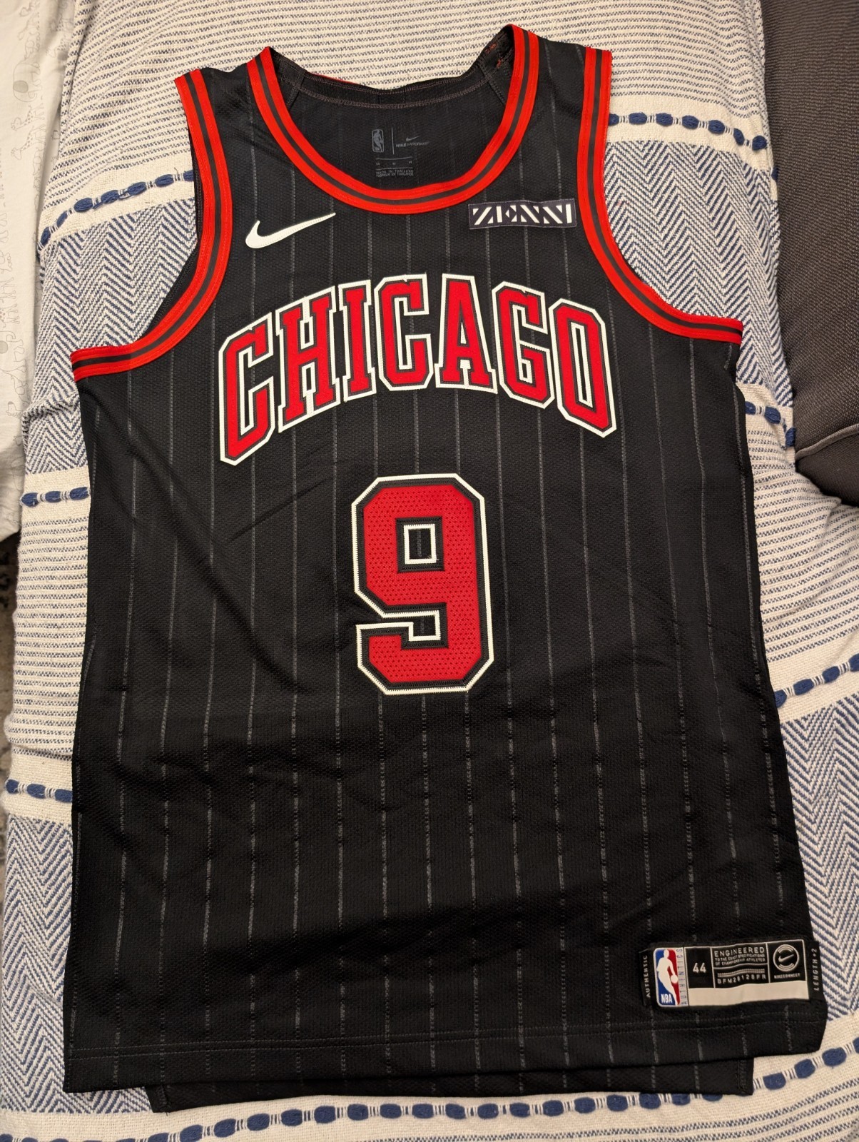 Nike Authentic Nikola Vucevic Chicago Bulls Statement Jersey🔥Size 44 Medium Nike Authentic Nikola Vucevic Chicago Bulls Statement Jersey🔥Size 44 Medium
