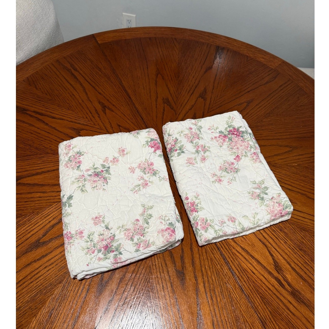 Simply Shabby Chic Standard Pillowcases Cotton Pink Red Roses Set Cottage Floral Simply Shabby Chic Standard Pillowcases Cotton Pink Red Roses Set Cottage Floral