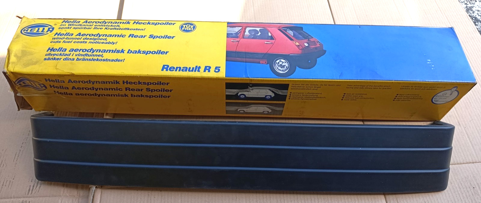 Hella Rear Spoiler Type 8xa4296 Compatible With Renault R5